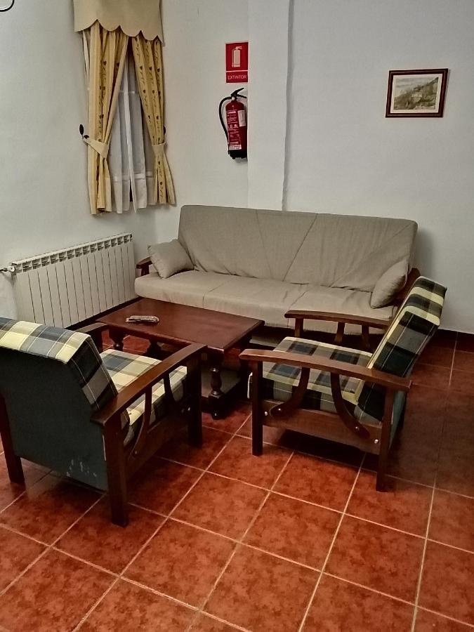Hostal Ruta De Las Nieves Capileira Exterior photo