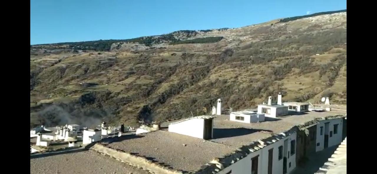 Hostal Ruta De Las Nieves Capileira Exterior photo